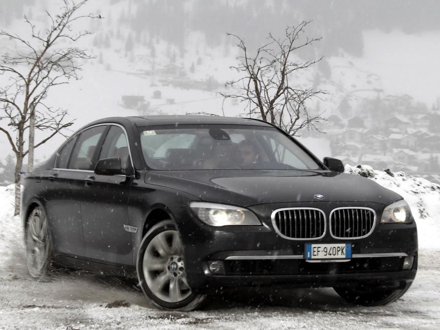  BMW 750Li xDrive 2008 года  (фото 16 из 16)